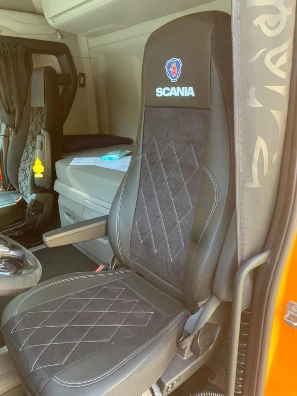 Sėdynių užvalkalai Scania R/G/P  - perforuota alkantara - Dvi pneumatinės sėdynės - Image 4
