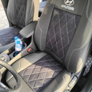 Sėdynių užvalkalai Hyundai Kona  – perforuota Alcantara ir eko oda